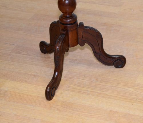 VICTORIAN TRIPOD TABLE - ADDITIONAL PHOTO 2