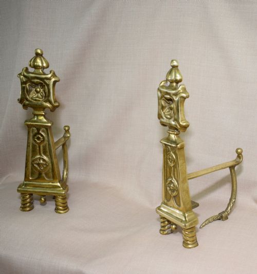 PAIR OF EARLY 20TH CENTURY FIRE DOGS - ADDITIONAL PHOTO 1