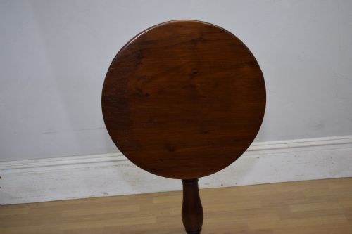 GEORGIAN PERIOD WALNUT TRIPOD TABLE - ADDITIONAL PHOTO 4