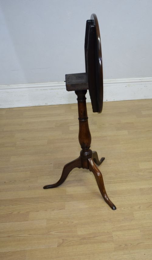 GEORGIAN PERIOD WALNUT TRIPOD TABLE - ADDITIONAL PHOTO 6