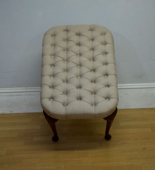 EARLY 20TH CENTURY DEEP BUTTONED STOOL - ADDITIONAL PHOTO 10