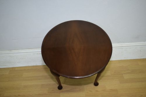 EARLY 20TH CENTURY WALNUT COFFEE TABLE - ADDITIONAL PHOTO 10