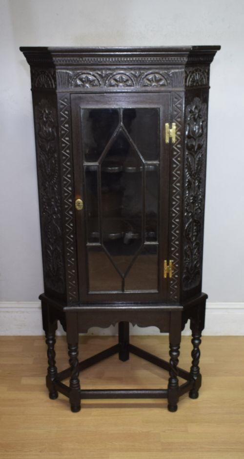JACOBEAN OAK DISPLAY CABINET - ADDITIONAL PHOTO 1