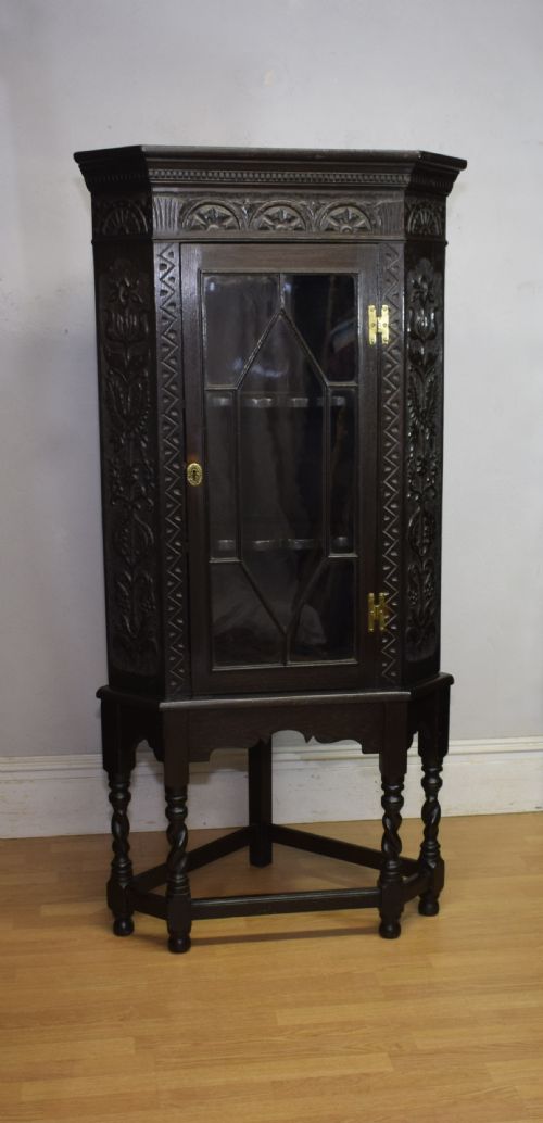 JACOBEAN OAK DISPLAY CABINET - ADDITIONAL PHOTO 3
