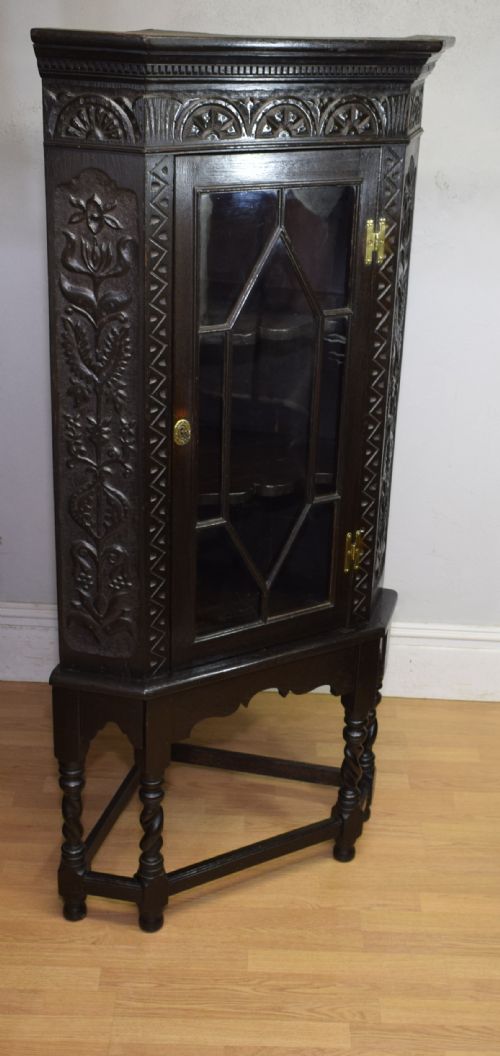 JACOBEAN OAK DISPLAY CABINET - ADDITIONAL PHOTO 8