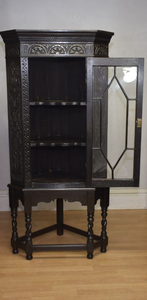 JACOBEAN OAK DISPLAY CABINET - ADDITIONAL PHOTO 12