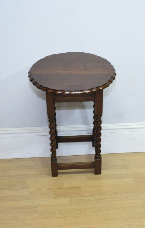 EARLY 20TH CENTURY OAK OCCASIONAL TABLE - ADDITIONAL PHOTO 8
