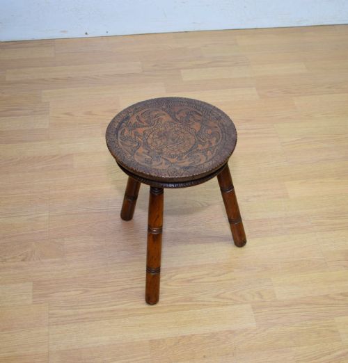 MILKING STOOL FOLK ART - ADDITIONAL PHOTO 1