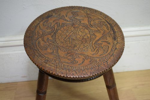 MILKING STOOL FOLK ART - ADDITIONAL PHOTO 10