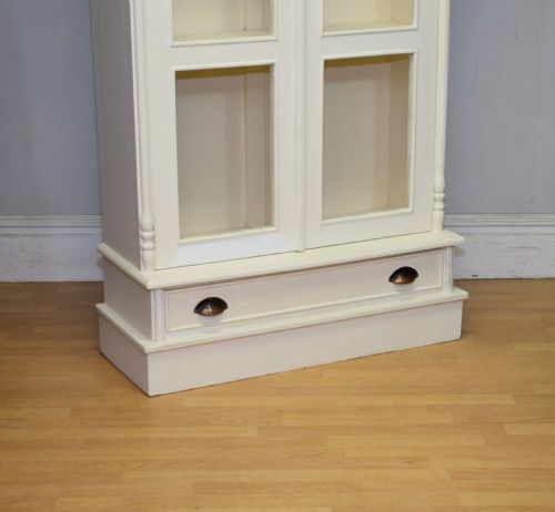 EARLY 20TH CENTURY ARMOIRE STYLE FRENCH CABINET - ADDITIONAL PHOTO 2