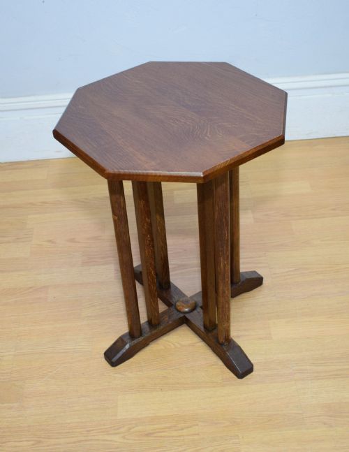 arts crafts oak octagonal table - CATEGORY: ANTIQUE TABLES - DATED 1920