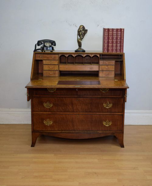 ANTIQUE GEORGIAN PERIOD OAK BUREAU - ADDITIONAL PHOTO 6