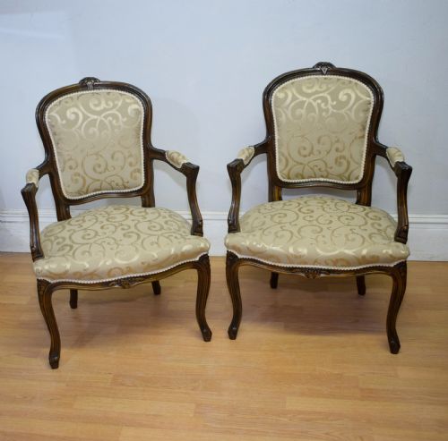 EARLY 20TH CENTURY PAIR OF FRENCH ARMCHAIRS - ADDITIONAL PHOTO 1