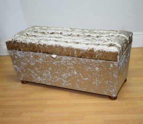 DEEP BUTTONED UPHOLSTERED OTTOMAN - ADDITIONAL PHOTO 2