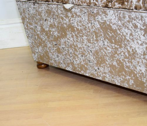 DEEP BUTTONED UPHOLSTERED OTTOMAN - ADDITIONAL PHOTO 16