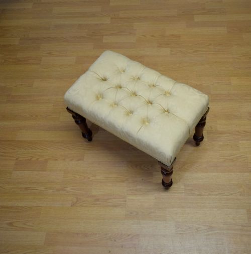 ANTIQUE VICTORIAN UPHOLSTERED STOOL - ADDITIONAL PHOTO 10