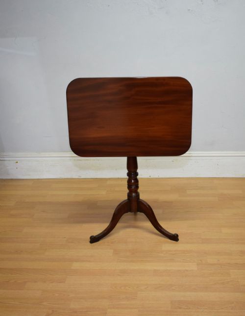 GEORGIAN MAHOGANY TRI POD TABLEANTIQUE GEORGIAN TRIPOD TILT TOP TABLE - ADDITIONAL PHOTO 1