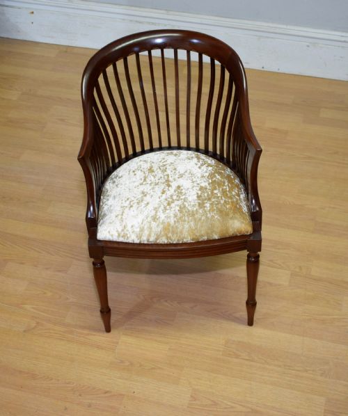 ANTIQUE VICTORIAN CHILDREN'S TUB CHAIR - ADDITIONAL PHOTO 4