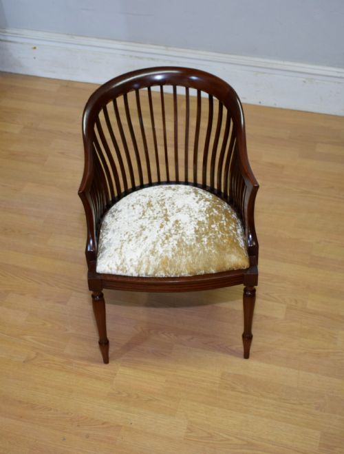 ANTIQUE VICTORIAN CHILDREN'S TUB CHAIR - ADDITIONAL PHOTO 10