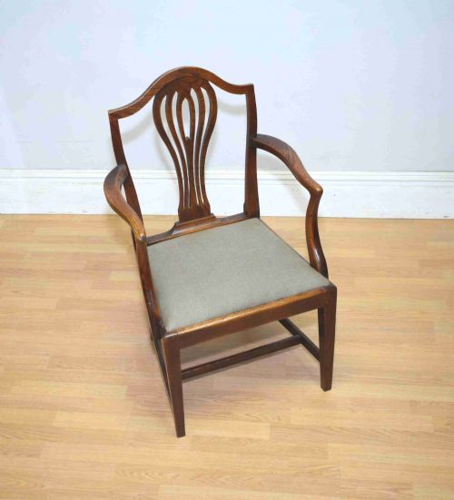 georgian period elm armchair - CATEGORY: ANTIQUE CHAIRS - DATED GEORGIAN