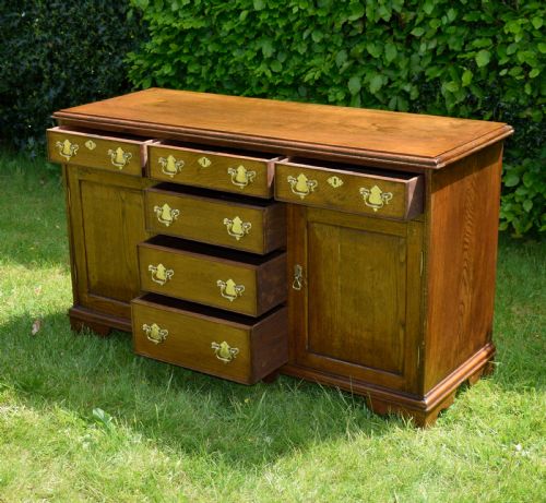 EARLY 20TH CENTURY GEORGIAN OAK DRESSER BASE - ADDITIONAL PHOTO 9