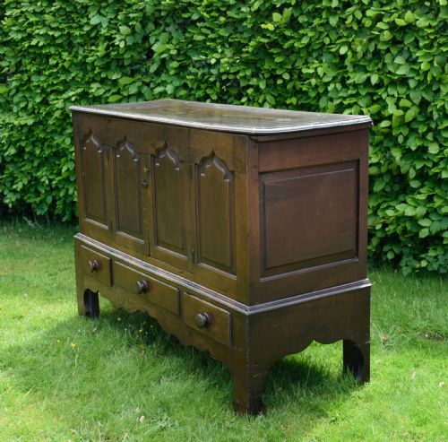 ANTIQUE 17TH CENTURY OAK COURT CUPBOARD - ADDITIONAL PHOTO 3