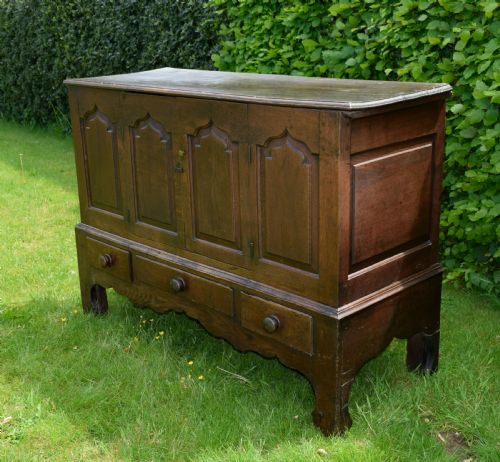 ANTIQUE 17TH CENTURY OAK COURT CUPBOARD - ADDITIONAL PHOTO 8