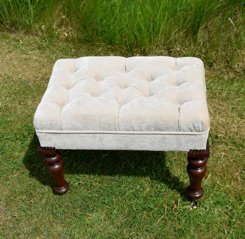 VICTORIAN DEEP BUTTONED STOOL ON CASTORS - ADDITIONAL PHOTO 4