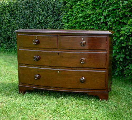 VICTORIAN BOW FRONTED CHEST OF DRAWERS - ADDITIONAL PHOTO 3