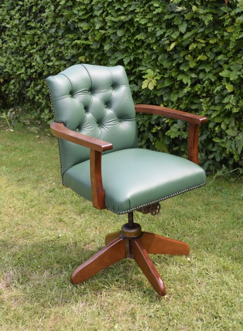 early 20th century swivel office desk chair - CATEGORY: ANTIQUE CHAIRS - DATED 1930