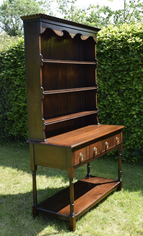 EARLY 20TH CENTURY DRESSER RACK - ADDITIONAL PHOTO 1