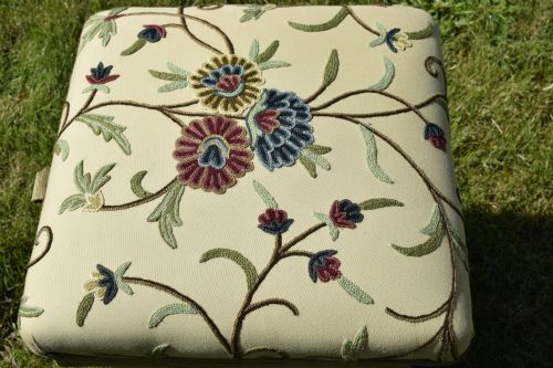 VICTORIAN OTTOMAN WORK BOX - ADDITIONAL PHOTO 9