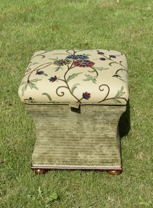 VICTORIAN OTTOMAN WORK BOX - ADDITIONAL PHOTO 14