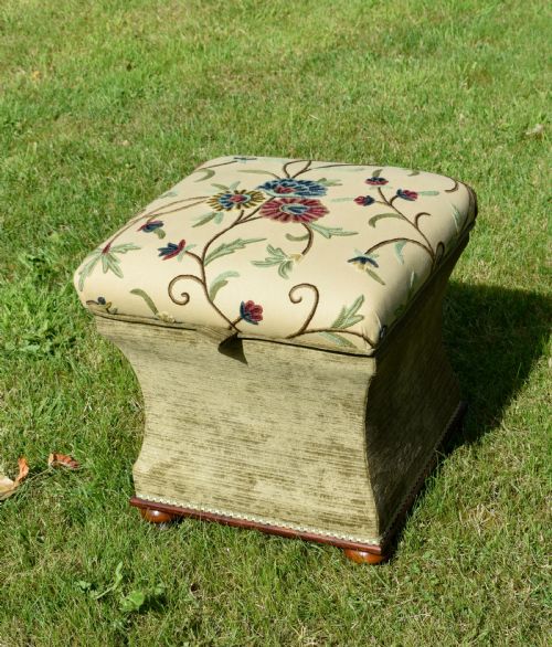 VICTORIAN OTTOMAN WORK BOX - ADDITIONAL PHOTO 16