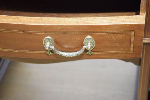EDWARDIAN MAHOGANY INLAID DESK - ADDITIONAL PHOTO 16