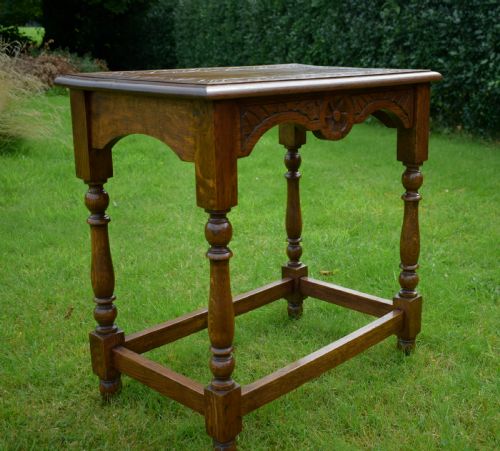 CARVED OAK OCCASIONAL TABLE - ADDITIONAL PHOTO 7