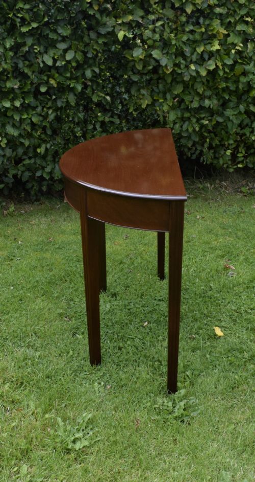 GEORGIAN MAHOGANY DEMI LUNE TABLE - ADDITIONAL PHOTO 14