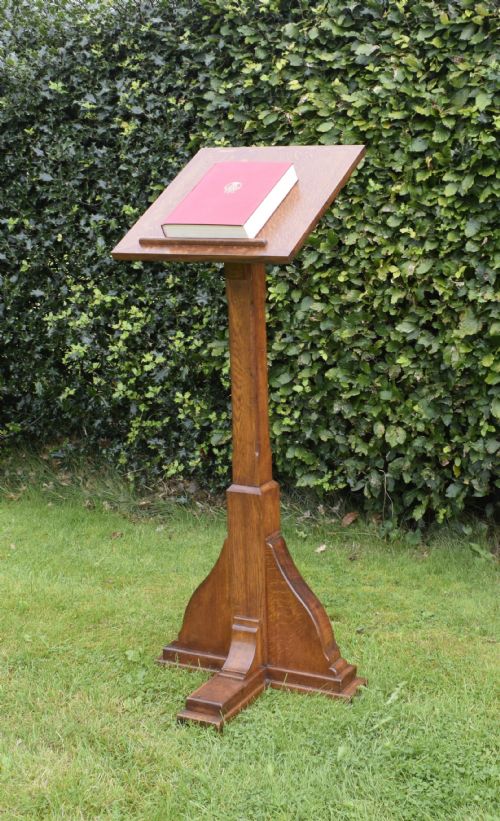 early 20th century oak lectern - CATEGORY: ANTIQUE MISCELLANEOUS - DATED 1900