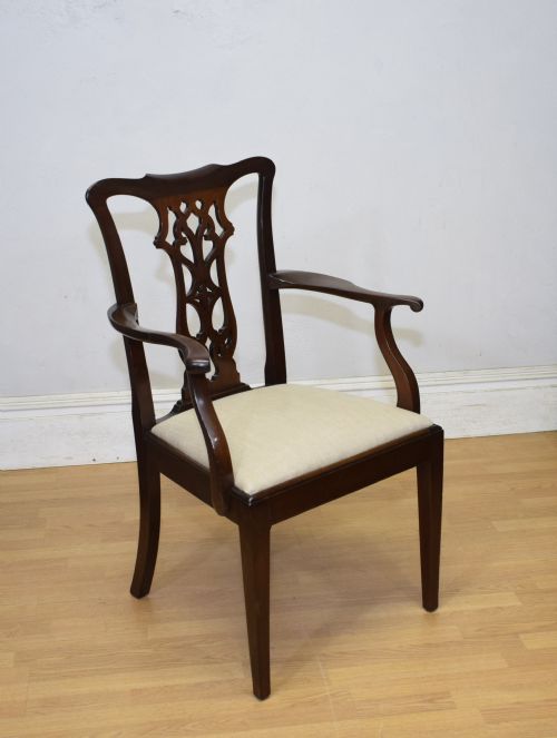 19TH CENTURY CHIPPENDALE ARMCHAIR - ADDITIONAL PHOTO 1