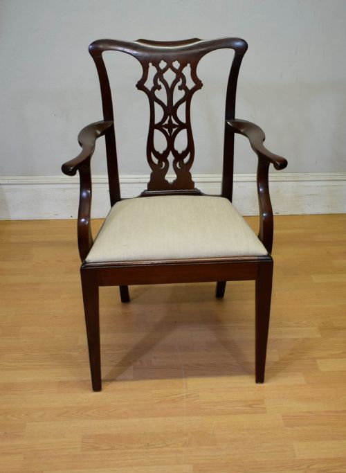 19TH CENTURY CHIPPENDALE ARMCHAIR - ADDITIONAL PHOTO 3