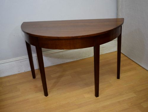 GEORGIAN OAK DEMI LUNE TABLE - ADDITIONAL PHOTO 4