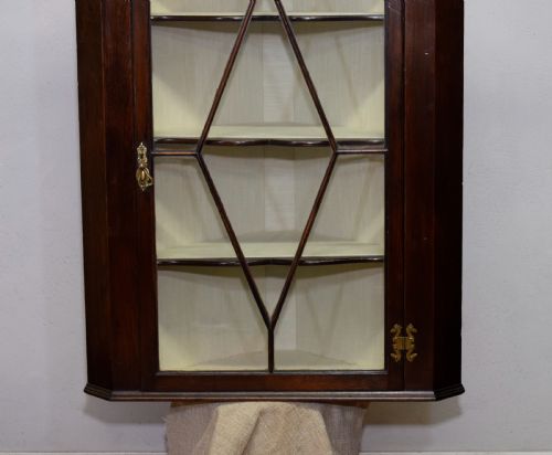DISPLAY CORNER CUPBOARD GLAZED - ADDITIONAL PHOTO 5