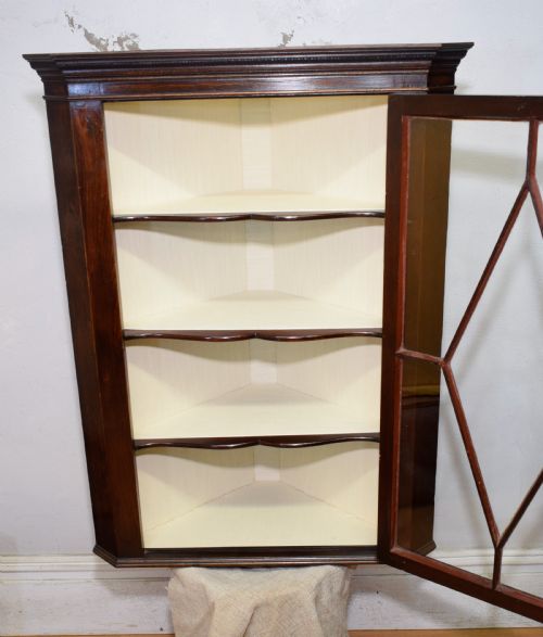 DISPLAY CORNER CUPBOARD GLAZED - ADDITIONAL PHOTO 11