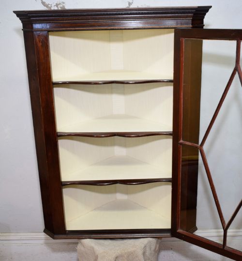 DISPLAY CORNER CUPBOARD GLAZED - ADDITIONAL PHOTO 13