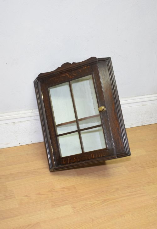 GLAZED OAK CORNER CUPBOARD - ADDITIONAL PHOTO 9