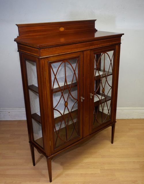 EDWARDIAN MAHOGANY INLAID DISPLAY CABINET - ADDITIONAL PHOTO 15