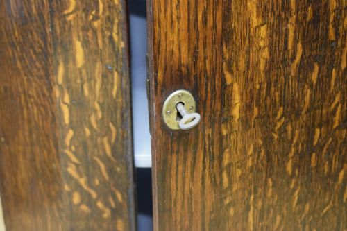 GEORGIAN OAK HANGING CORNER CUPBOARD - ADDITIONAL PHOTO 8