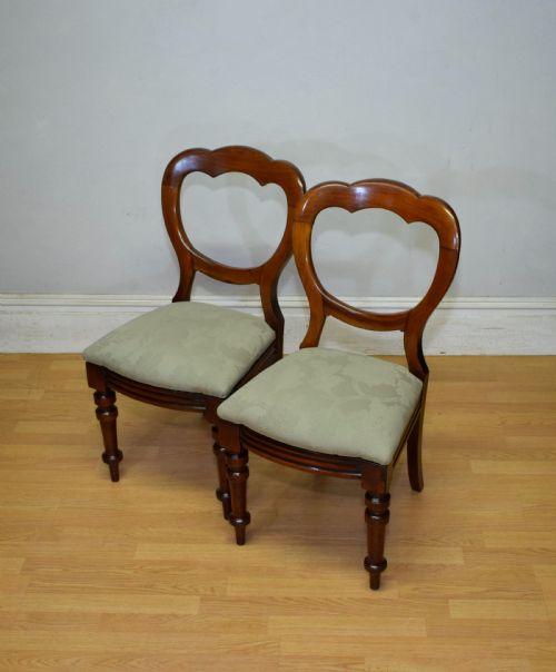 VICTORIAN PAIR OF CROWN BACK CHAIRS - ADDITIONAL PHOTO 10