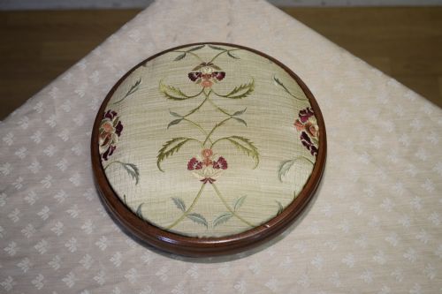EARLY 20TH CENTURY FOOT STOOL - ADDITIONAL PHOTO 8