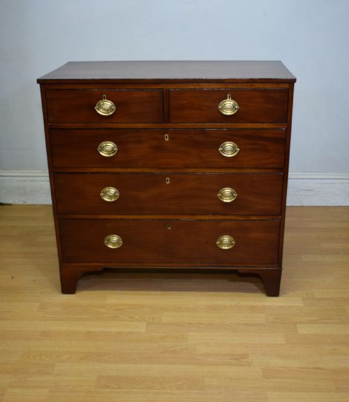 REGENCY PERIOD MAHOGANY CHEST OF DRAWERS - ADDITIONAL PHOTO 3